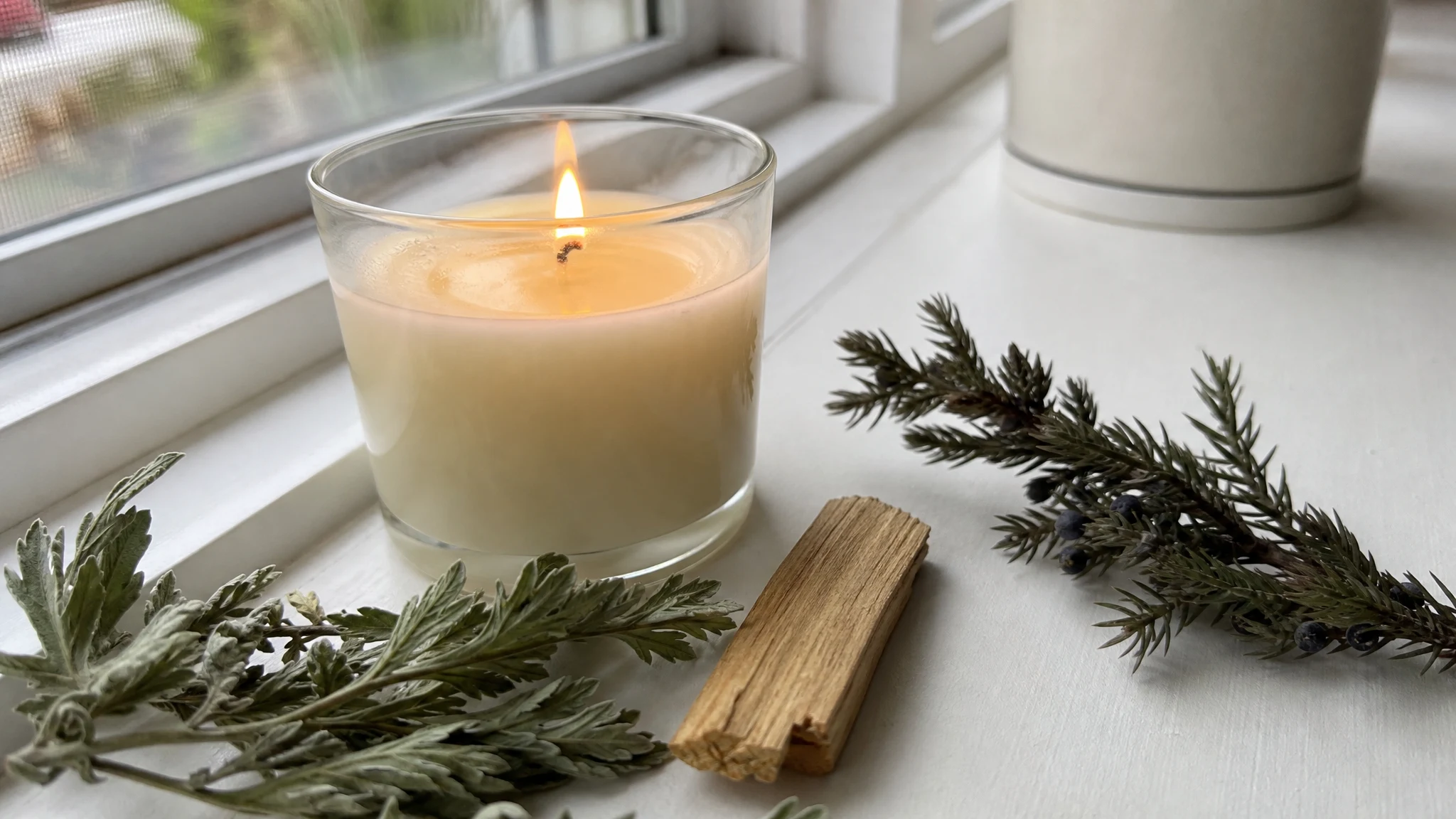 Mugwort Candle Blend Recipes: Five Starting Structures